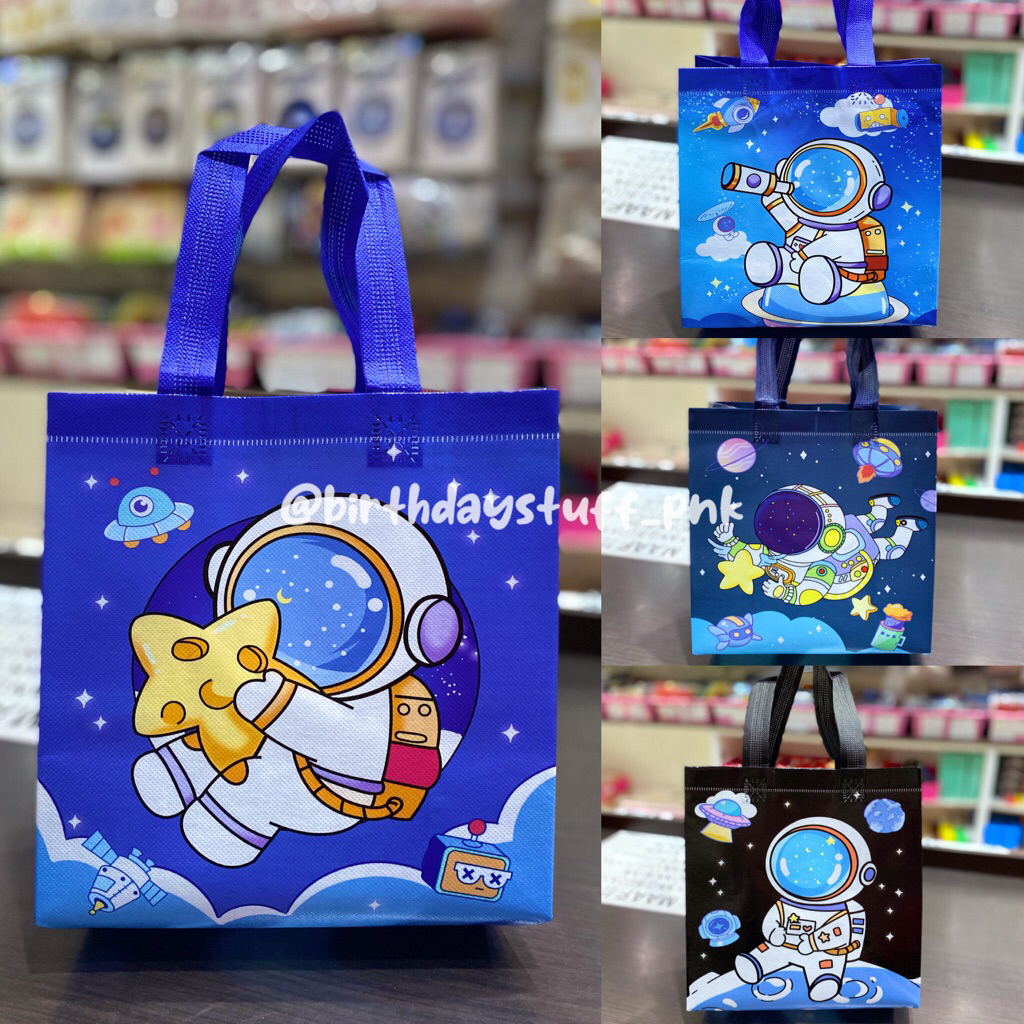 

Tas Box Spunbond Goodie Bag / Tas Goodie Bag Souvenir Birthday / Tas Ulang tahun