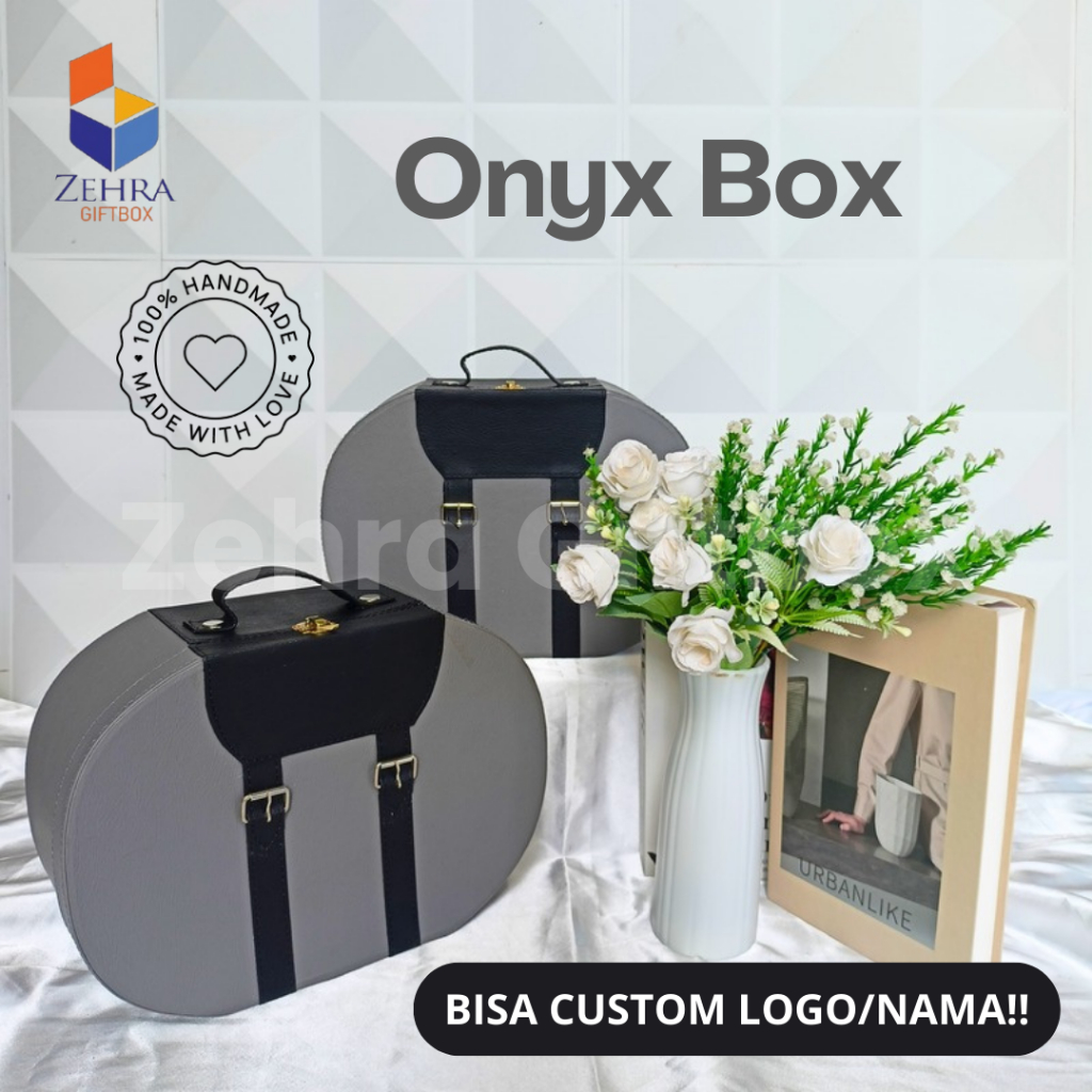 

Box/Kotak Packaging Oval Abu List Hitam Gesper | Giftbox Kulit Sintetis Uk. 33 X 24 X 13