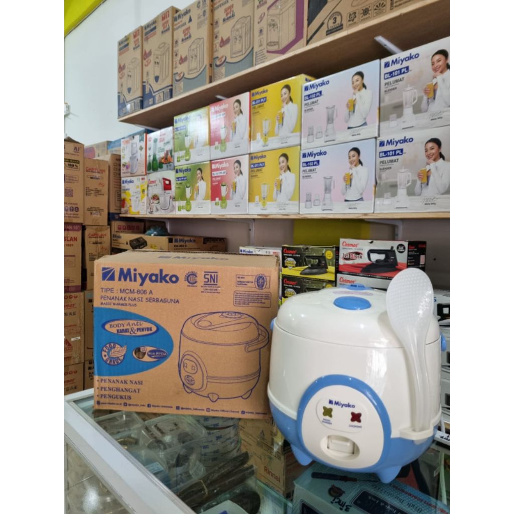 Magic Com Miyako MCM-606 A / Magic com Miyako 0.6L