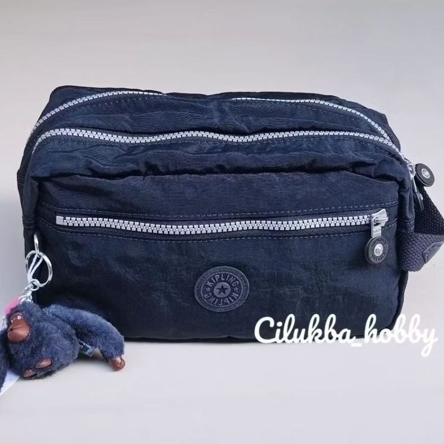 

[] KIPLINGG AGOT TRYE BLUE ( NAVY ) JUMBO CASE 3zipp • ORIGINAL STORE PT MAP