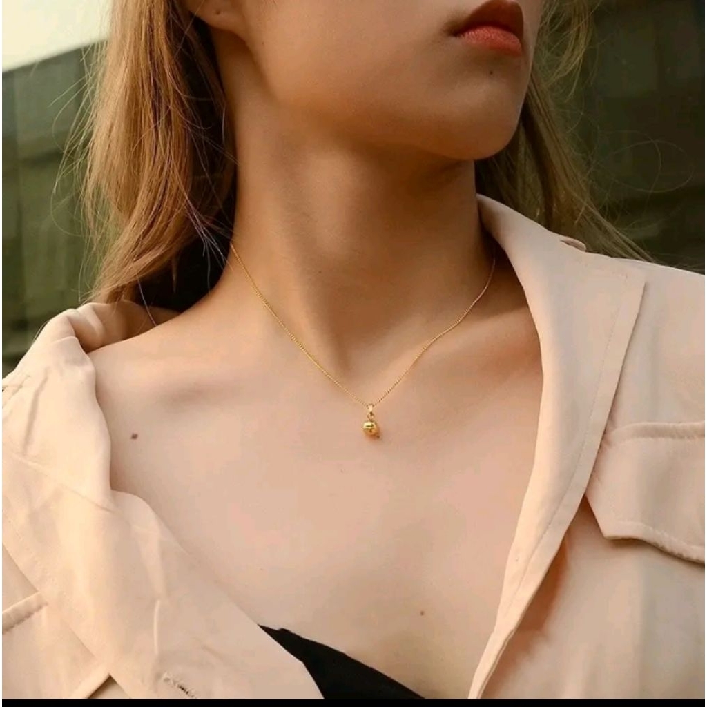 Kalung wanita Liontin boba Simple elegan Titanium Gold Emas