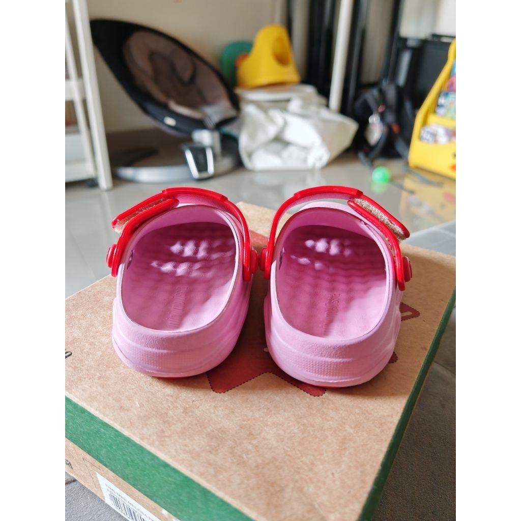 Melissa Sepatu Bayi Mini Free Clog BB Pink/red Mulus pakai 5x ke mall only Model Crocs Buatan di Bra
