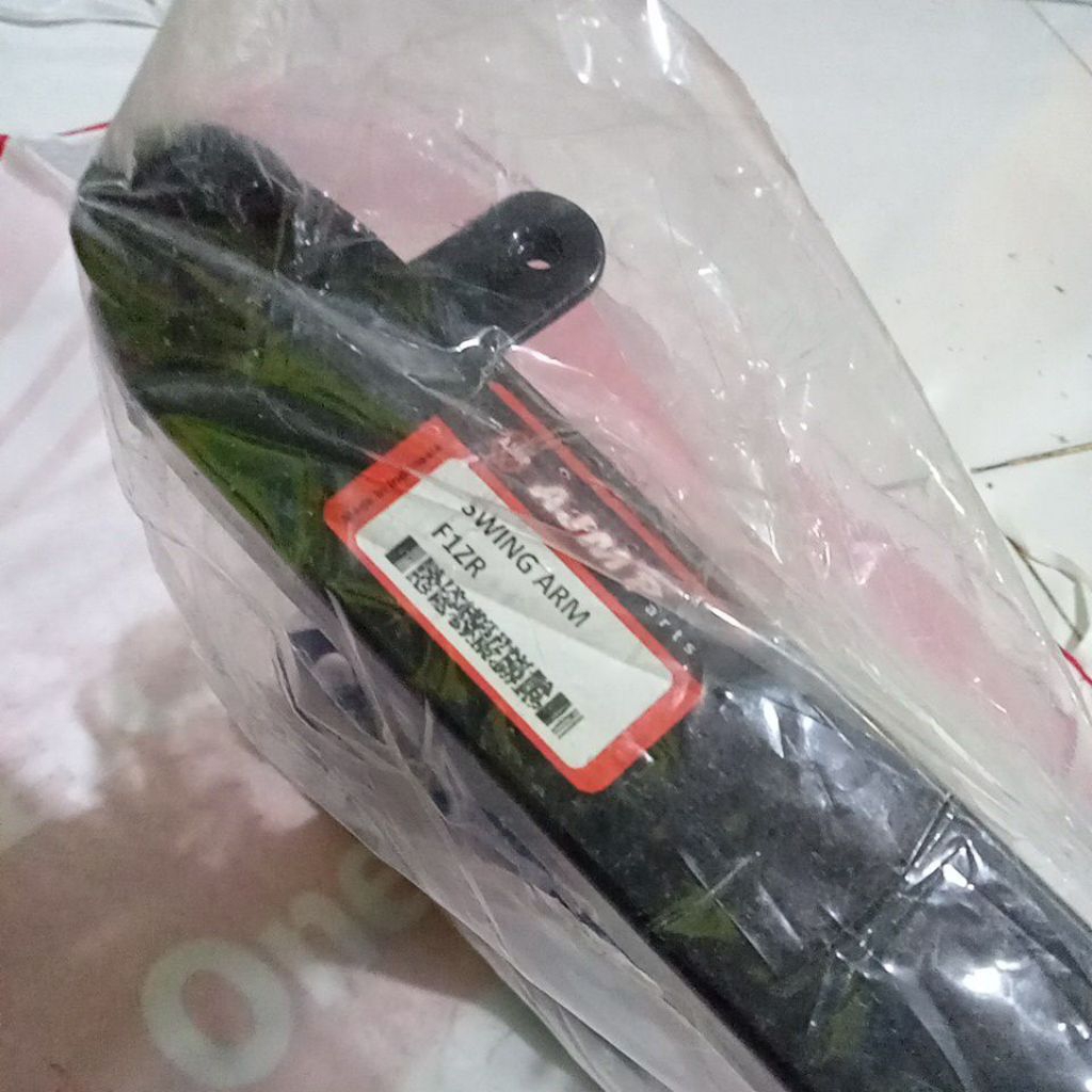 Swing Arm F1zr