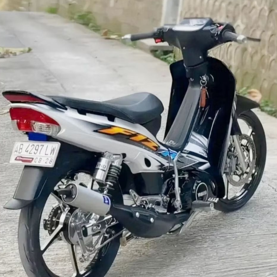 Striping fiz r 2004 putih hitam ll Striping fiz r 2004 hitam putih kualitas terbaik ll Striping F1zr