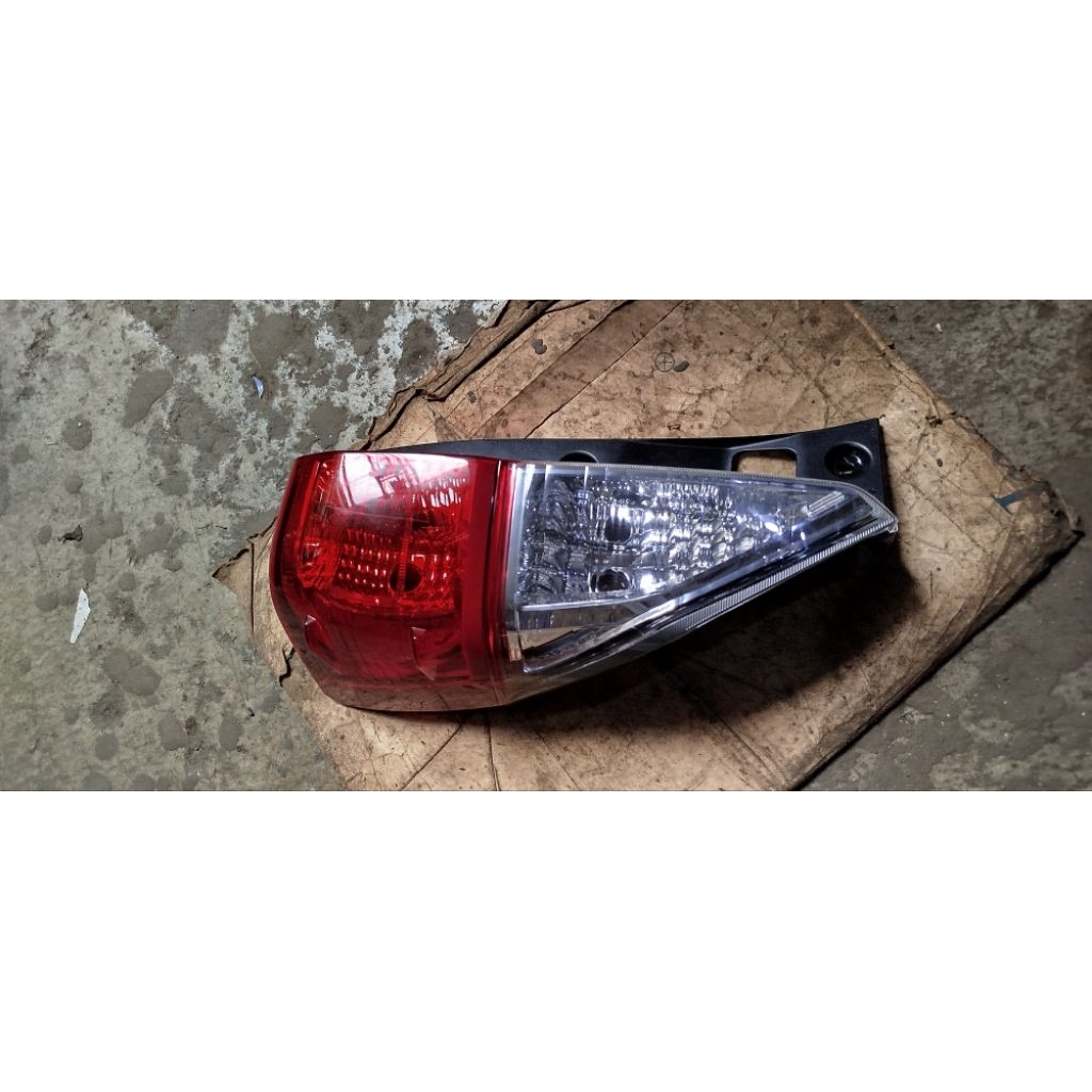 LAMPU BELAKANG INOVA REBORN THN 2020-2024, LAMPU REM INOVA REBORN,STOP REM INOVA REBORN