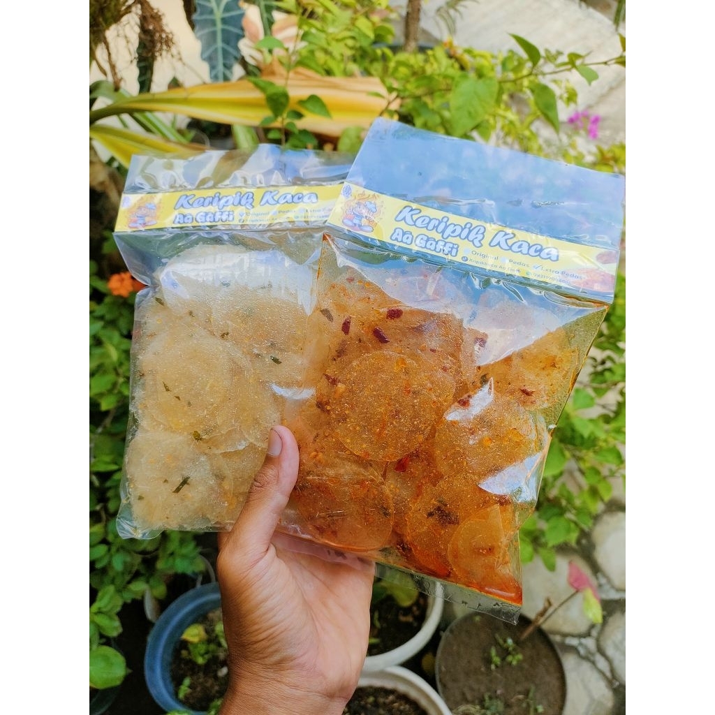 

Keripikkaca Aa Gaffi pedas daun jeruk 80 gr renyah