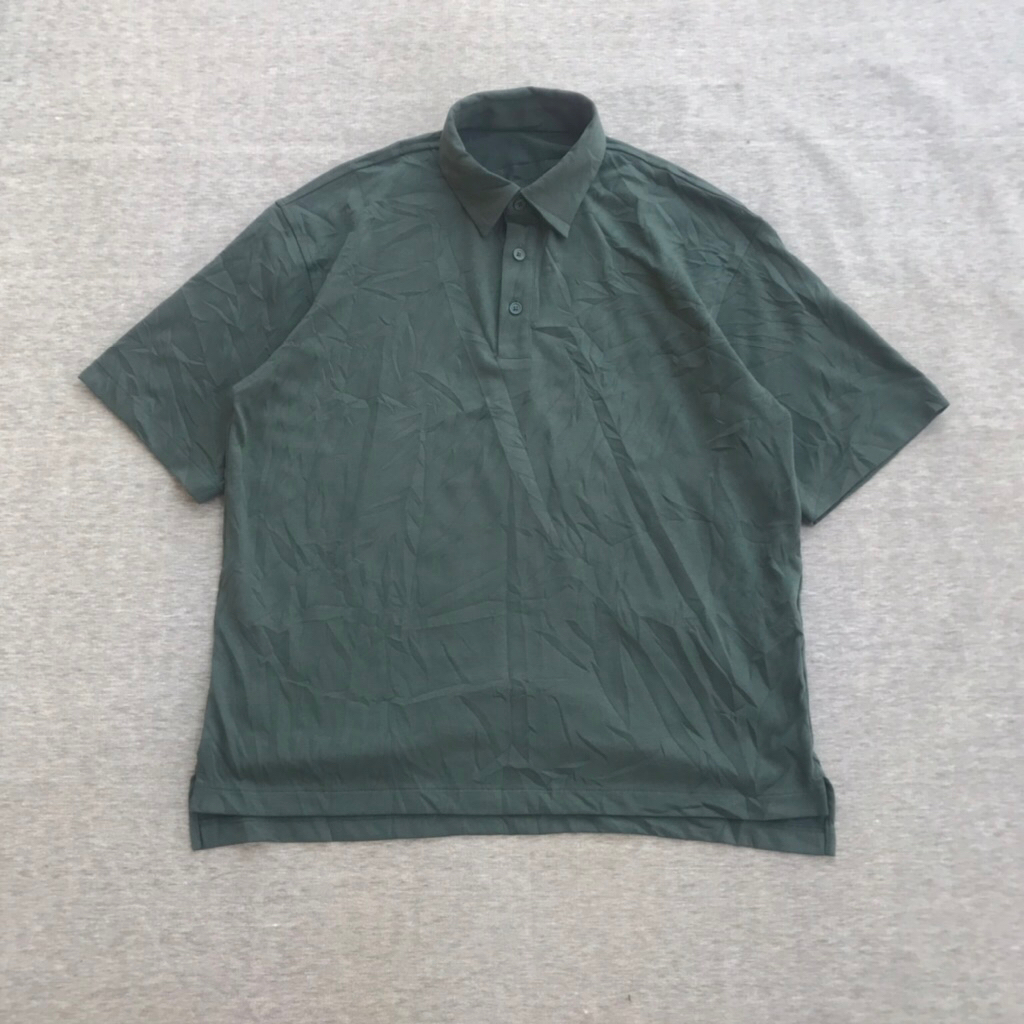 gu polo shirt oversized ukuran s