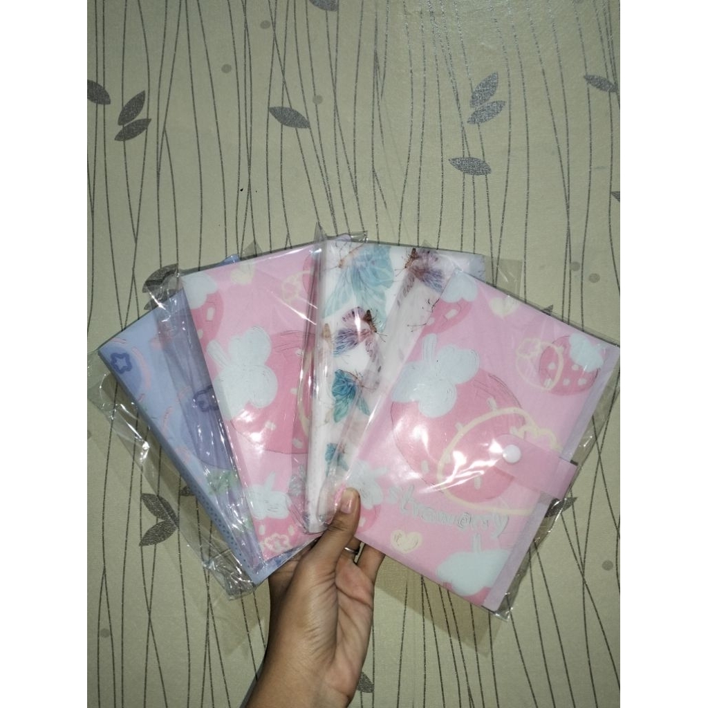 

TERMURAH!!!! ALBUM POLAROID| TEMPAT CARD | TABUNGAN TARGET | 120 SLOT