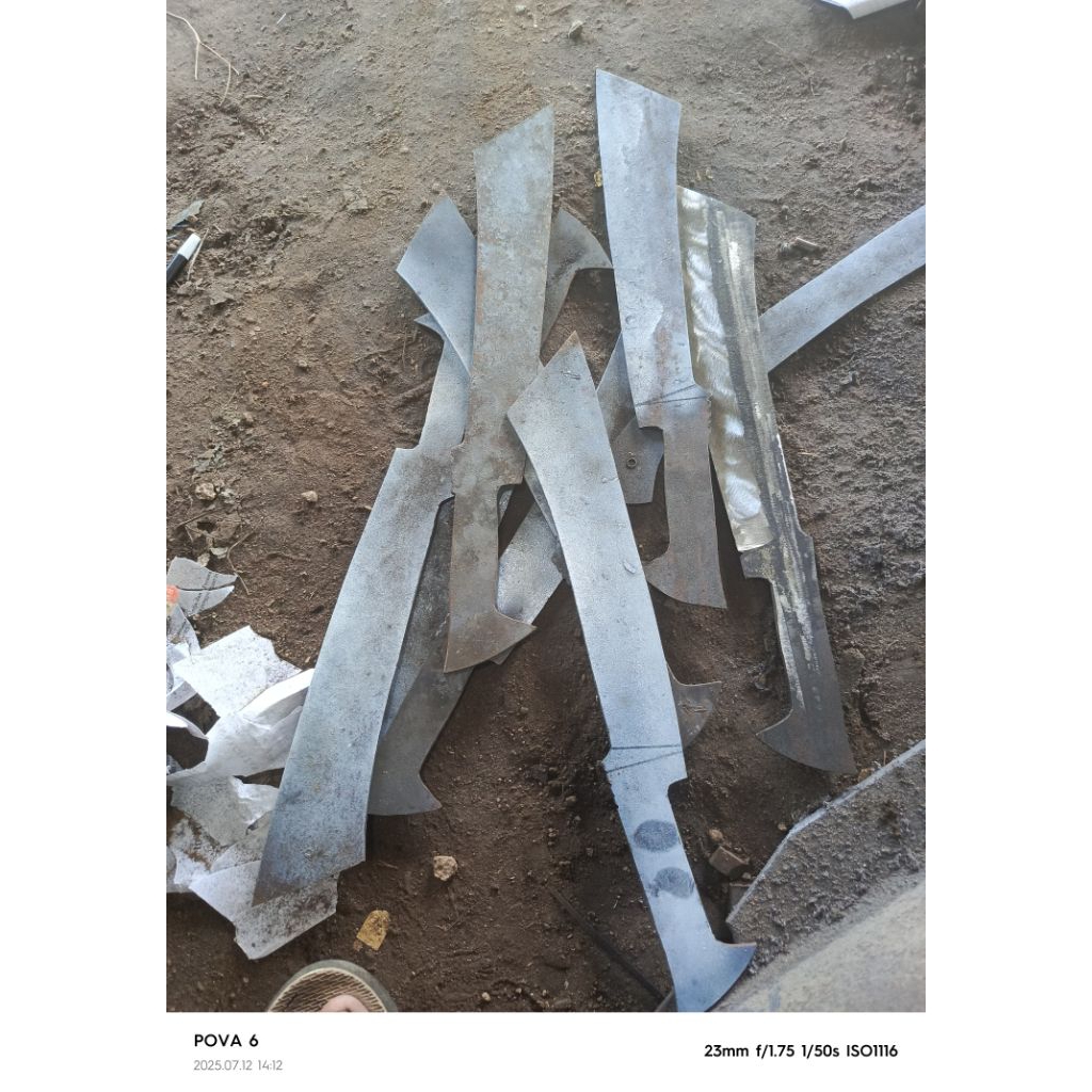 Baja Blank Bukan Baja DMO5 Julia