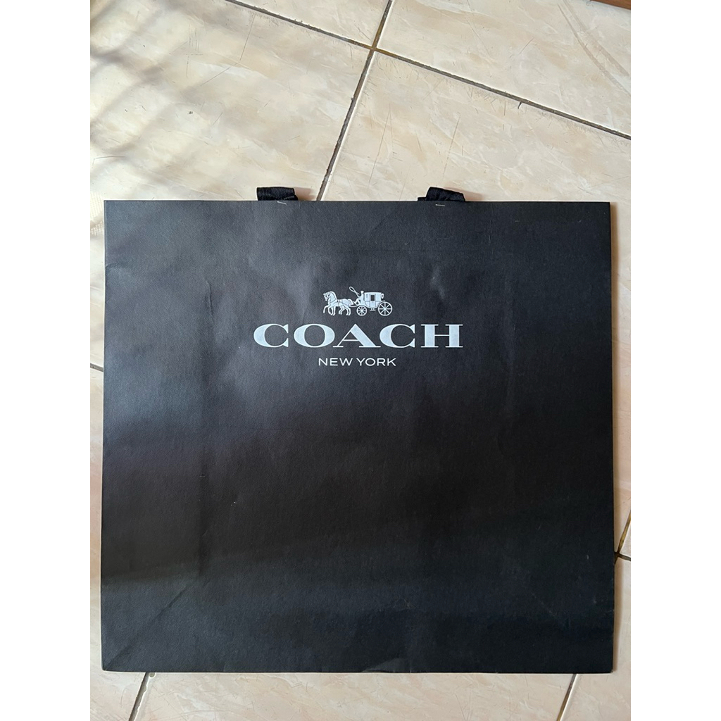 

Paper Bag Coach ori 50x21x47 (Large)