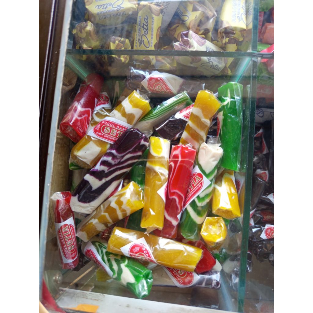 

Dodol garut Zebra warna warni kemasaran 500gr