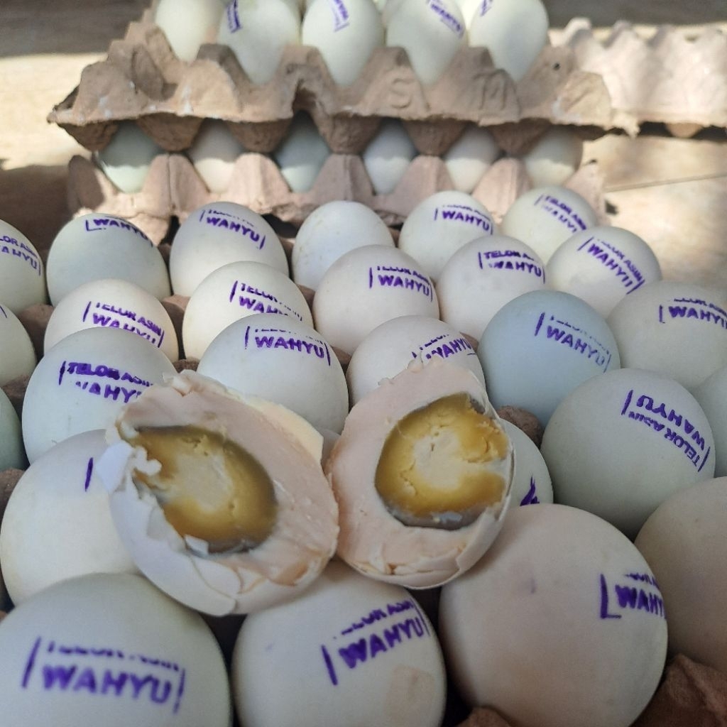 

Telur Asin, Telur Asin Wahyu, Telur Asin Enak, 10 Butir