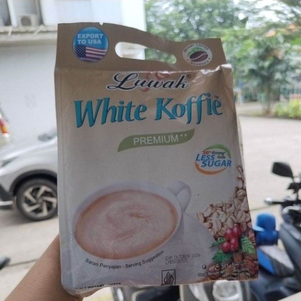 

LUWAK WHITE KOFFIE LESS SUGAR BAG M ISI 19 SACHET