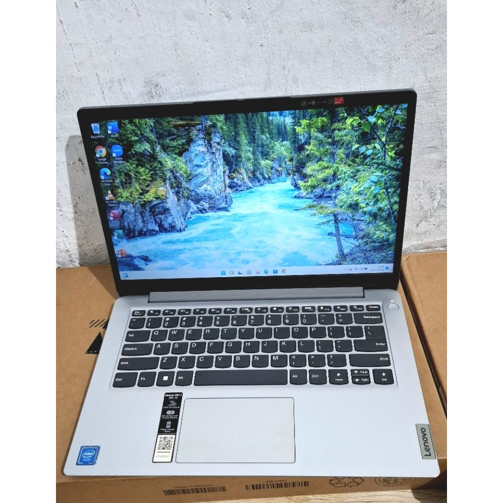 Laptop LENOVO IDEAPAD SLIM 1-14IGL7Intel N4020 Ram 8 SSD 256 Slim Warna Silver, Slim Seri Muda, Keki
