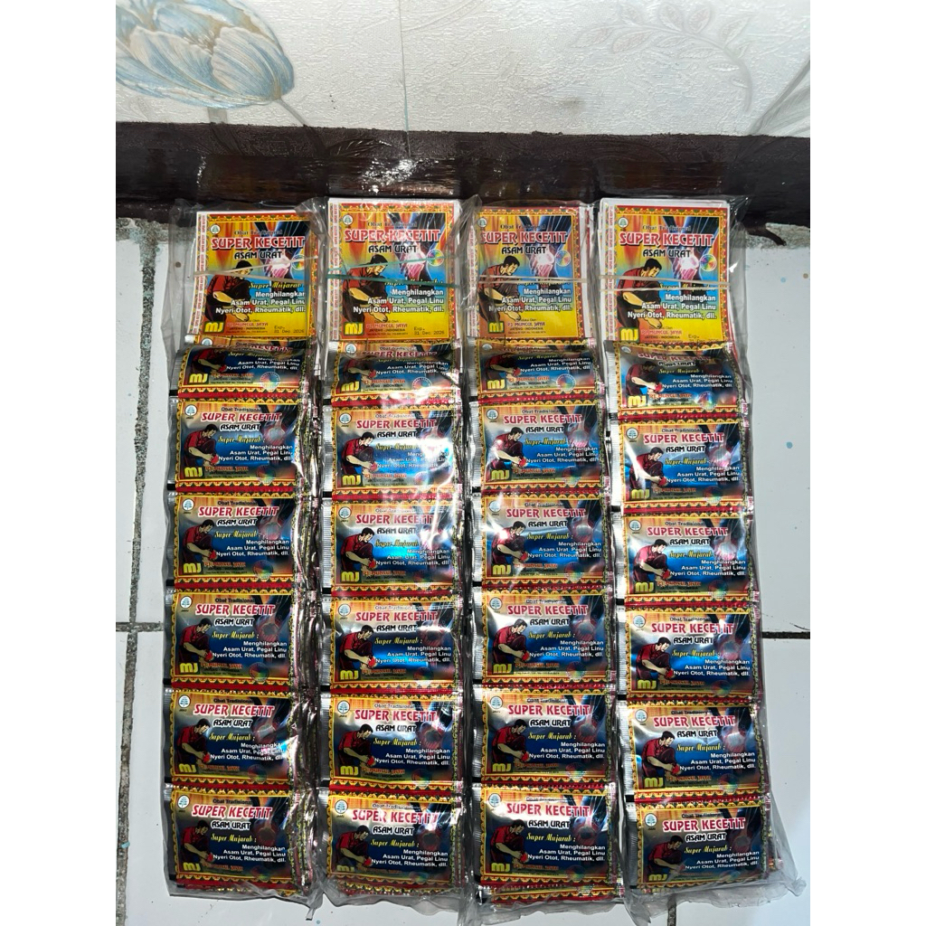 

Super Kecetit Original 1 slop isi 5 Renceng
