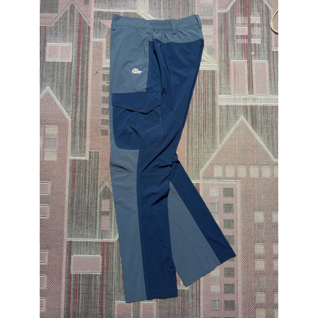 Celana Outdoor Gunung Cargo LOWE ALPINE