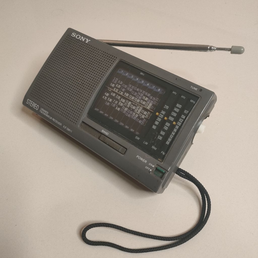 Sony icf sw 11 radio vintage