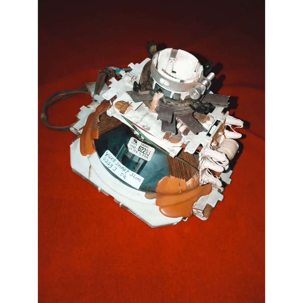 YUKE TV SHARP SLIM 21" YUKE SHARP 21 INCH NORMAL YOKE SHARP 6229J 21INCI BEKAS