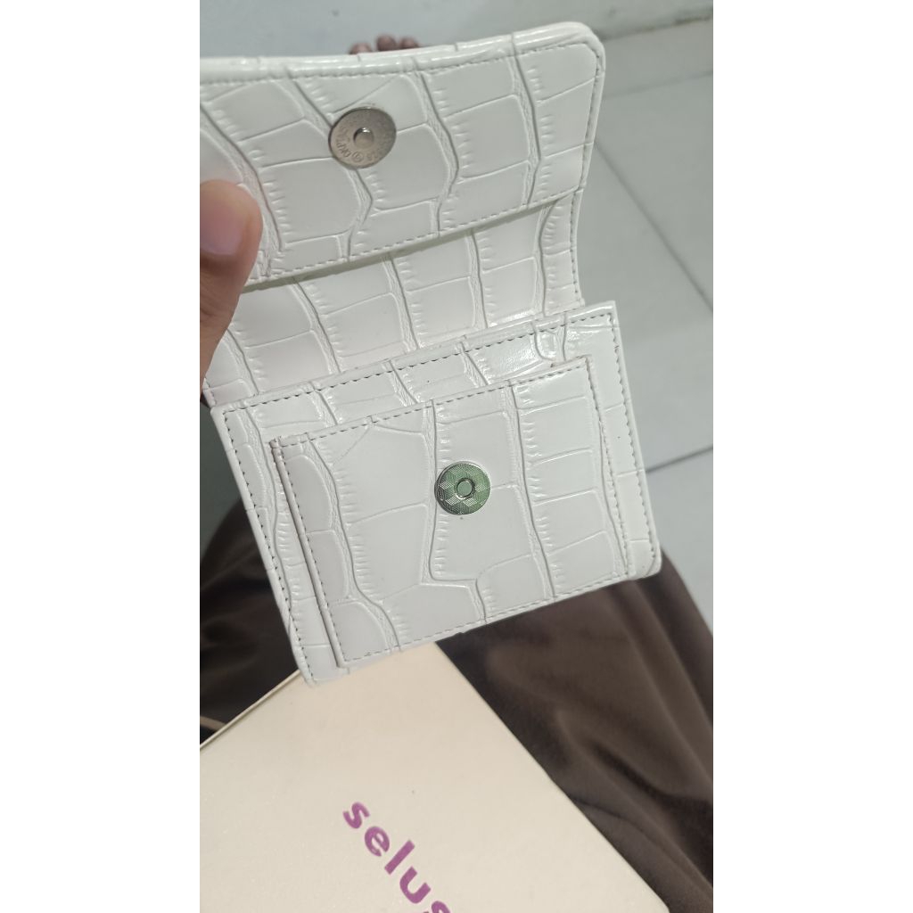 DOMPET WALLET ARA SELUSA