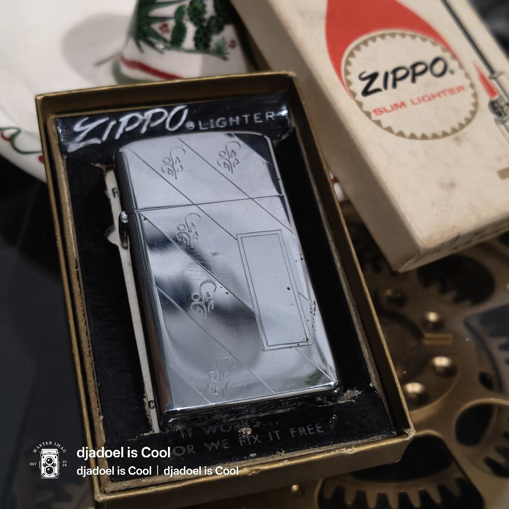 Zippo slim 1971 New old stock