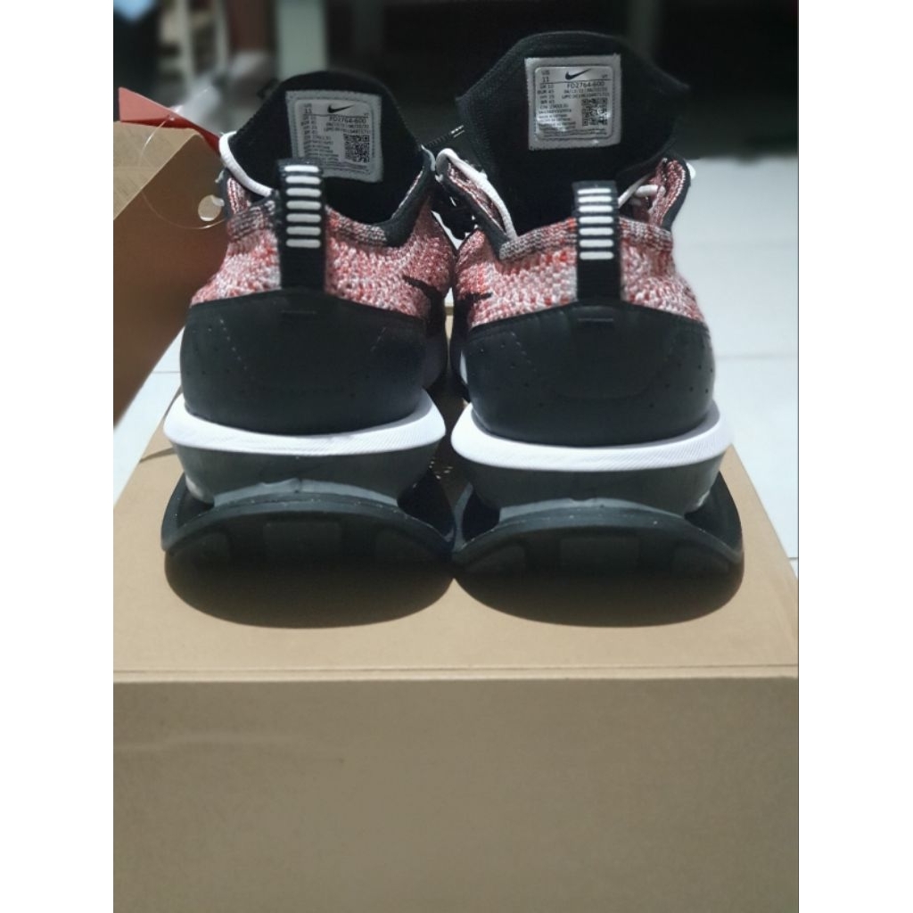 Size 45 - Nike AirMax Fly Knit Racer