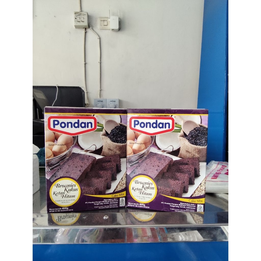

Pondan Brownies kukus ketan hitam