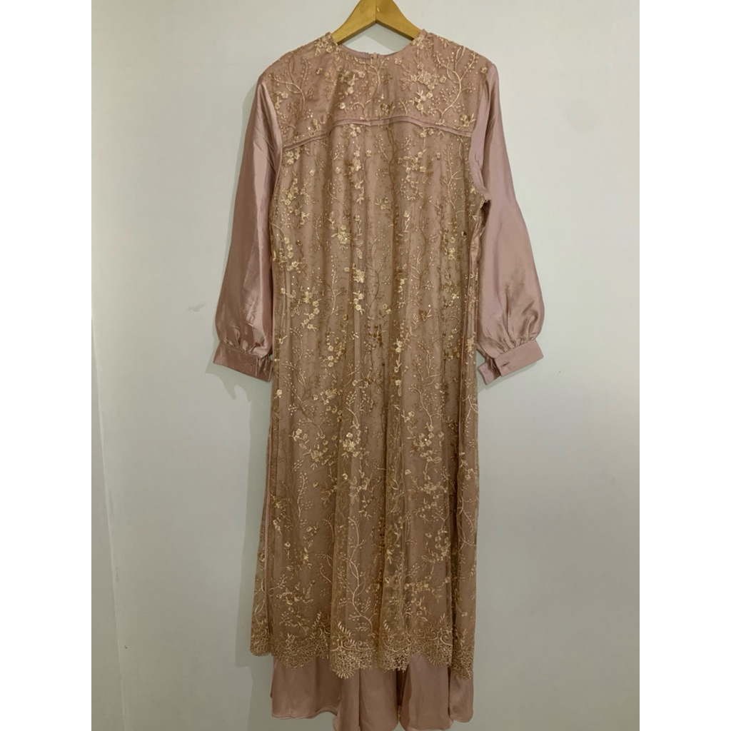 Gamis brukat wanita warna coklat muda