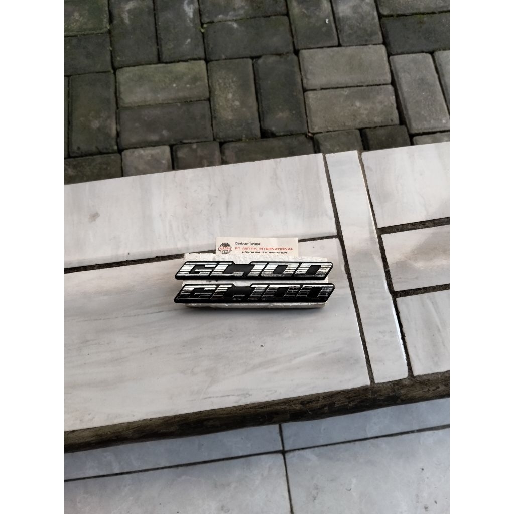 Emblem Honda Gl 100 Original