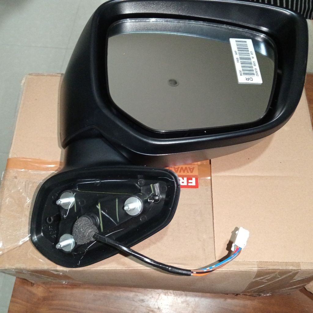 Spion Kanan Original mitsubshi Xpander cross  Kanan