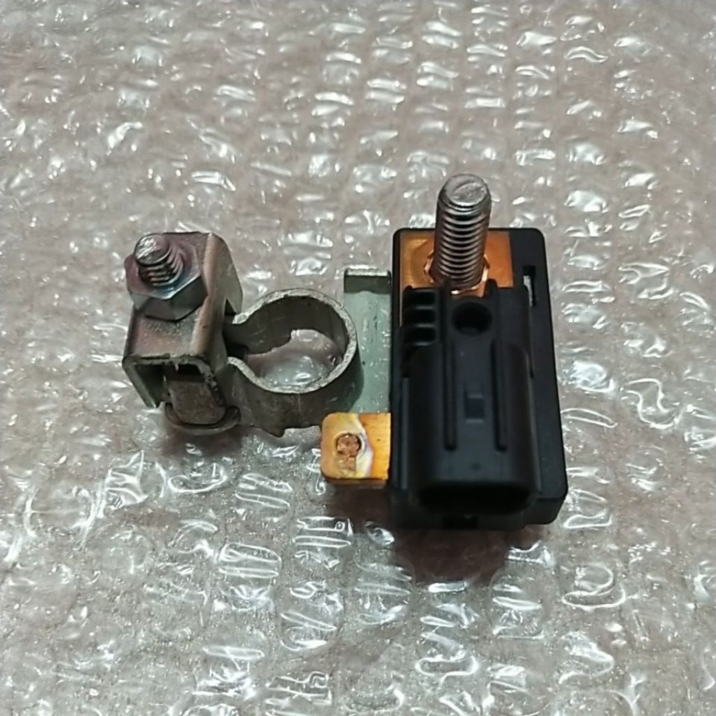 Sensor kepala Aki Toyota Yaris cross original