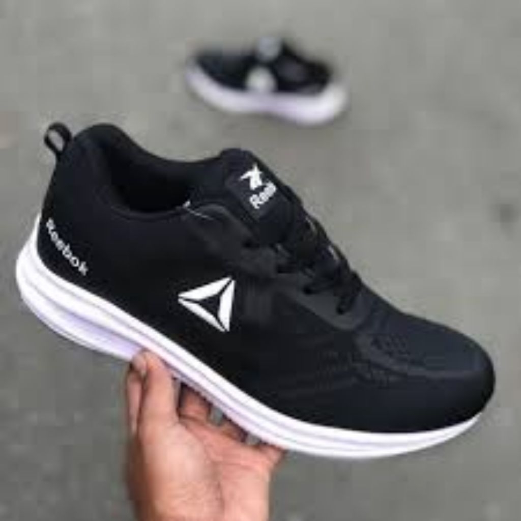 Sepatu rebbok bekas ori