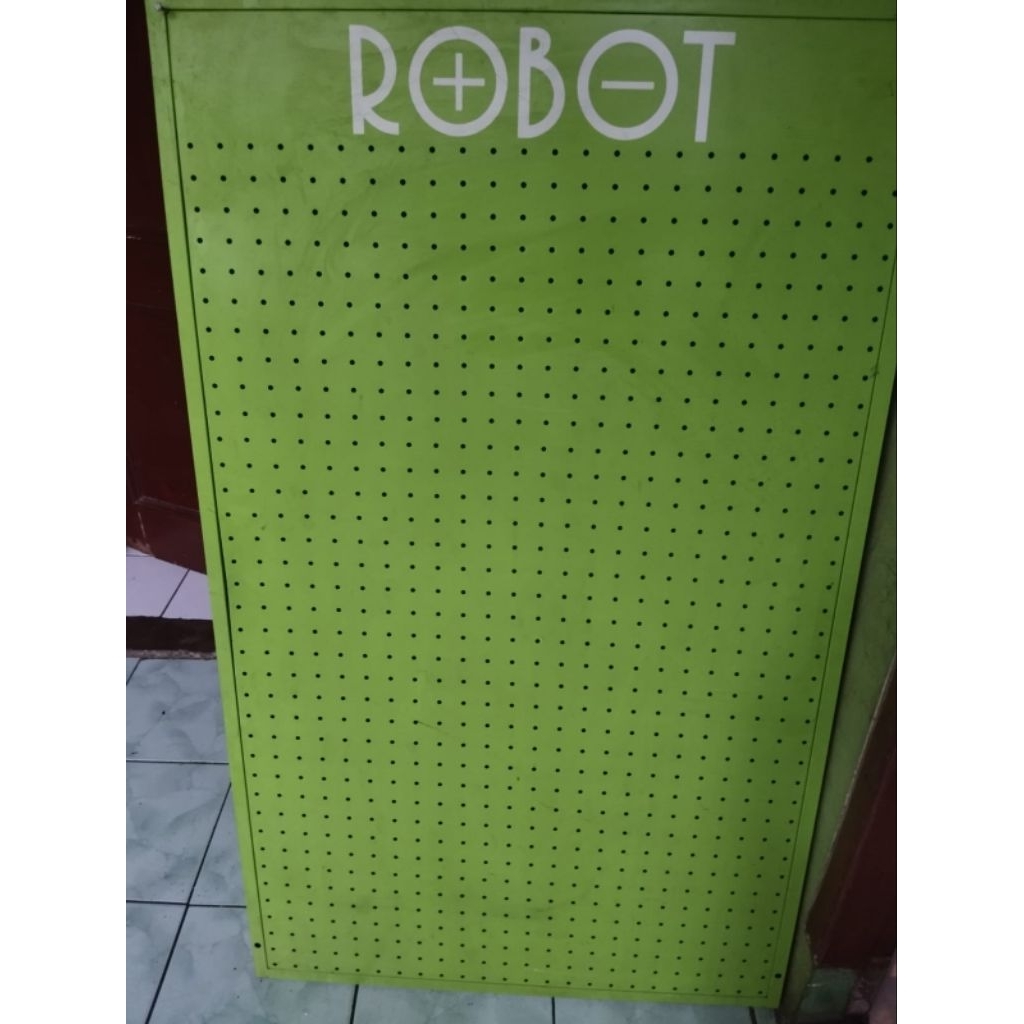 Rak Dinding Besi Aksesoris HP Rak Gantung Rak Konter