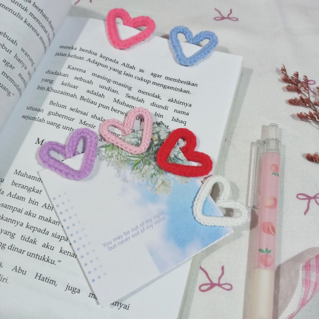 

NAIFA - Paperclip crochet/mini paperclip rajut