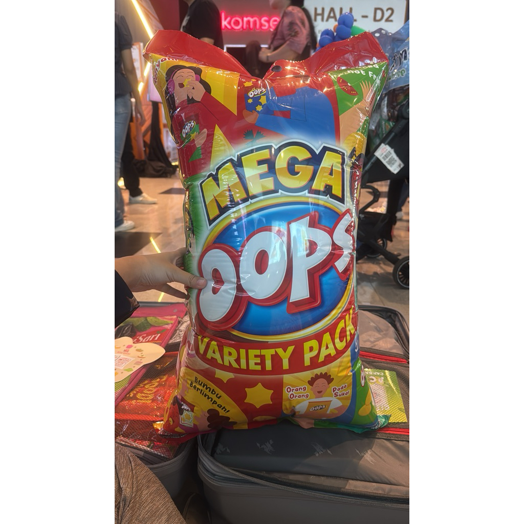 

OOPS Mega Pack, Variety Pack, snack PRJ Pekan Raya Jakarta