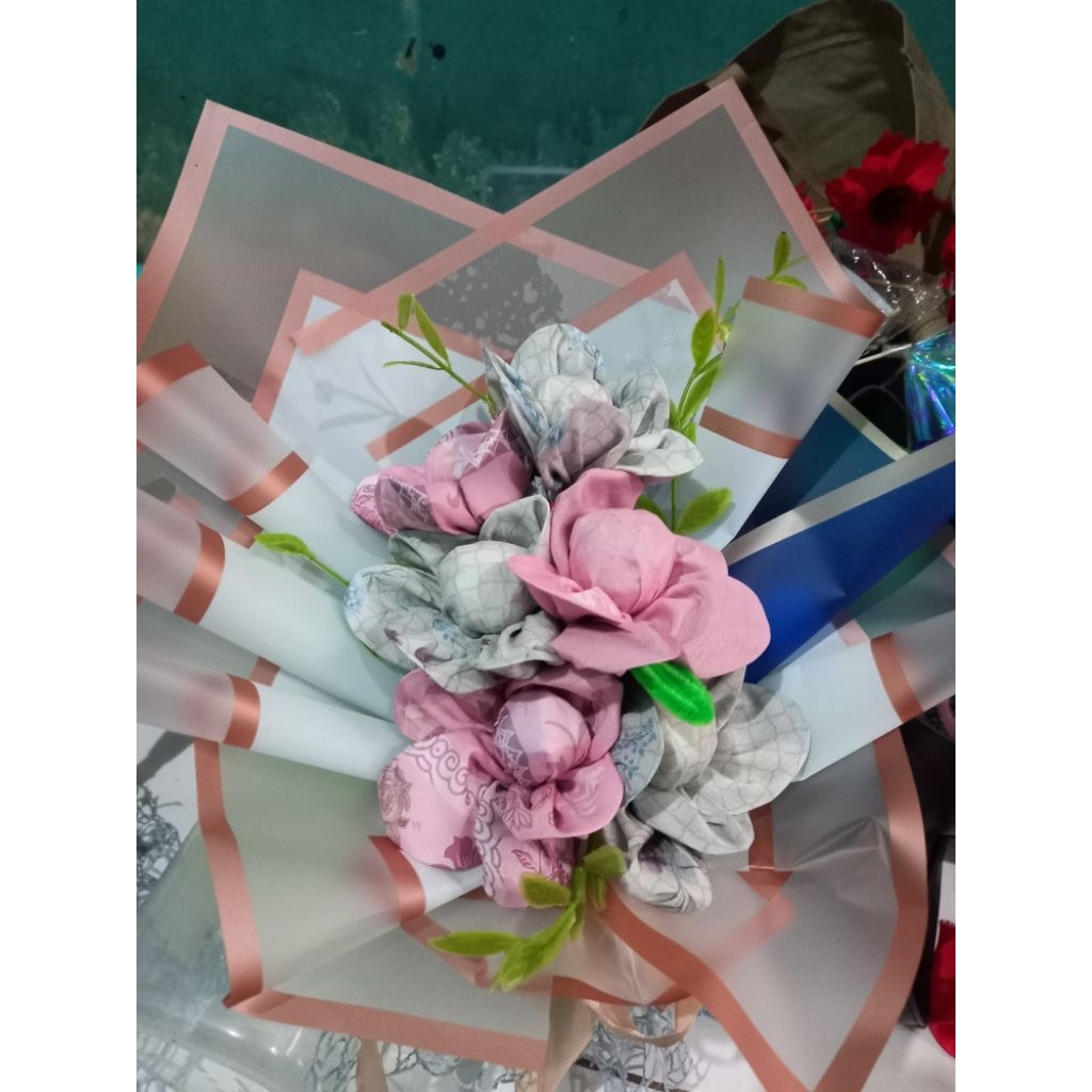 

Buket kerudung isi 2 kerudung