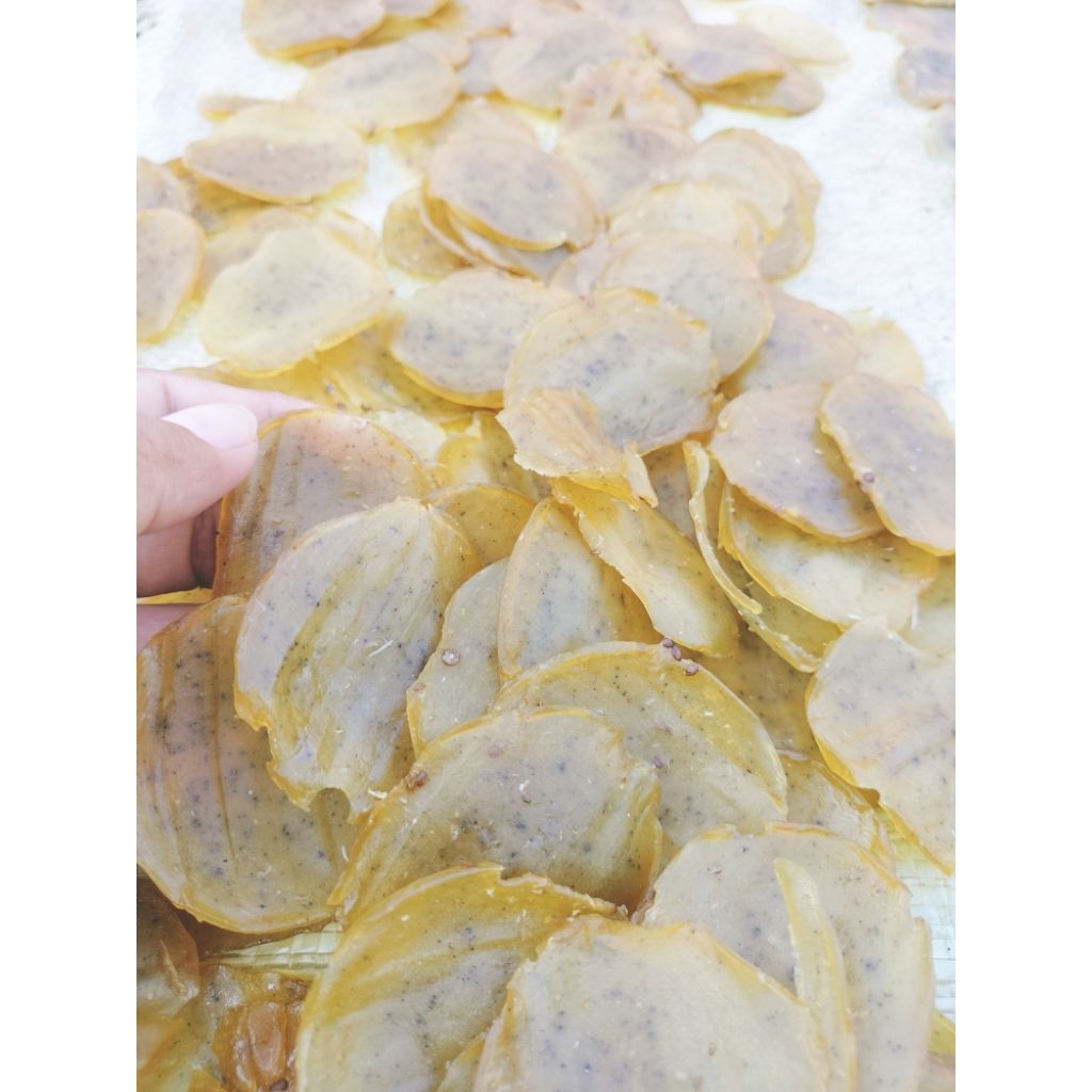 

Kerupuk Puli Mentah Kering Asli Madura Tinggal goreng. Camilan Warung.