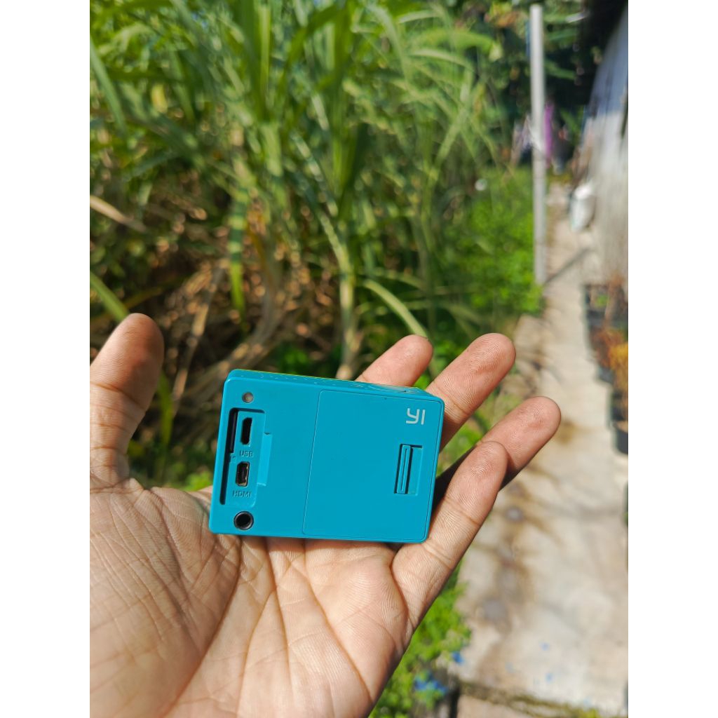 YI CAM - YI ACTION CAM