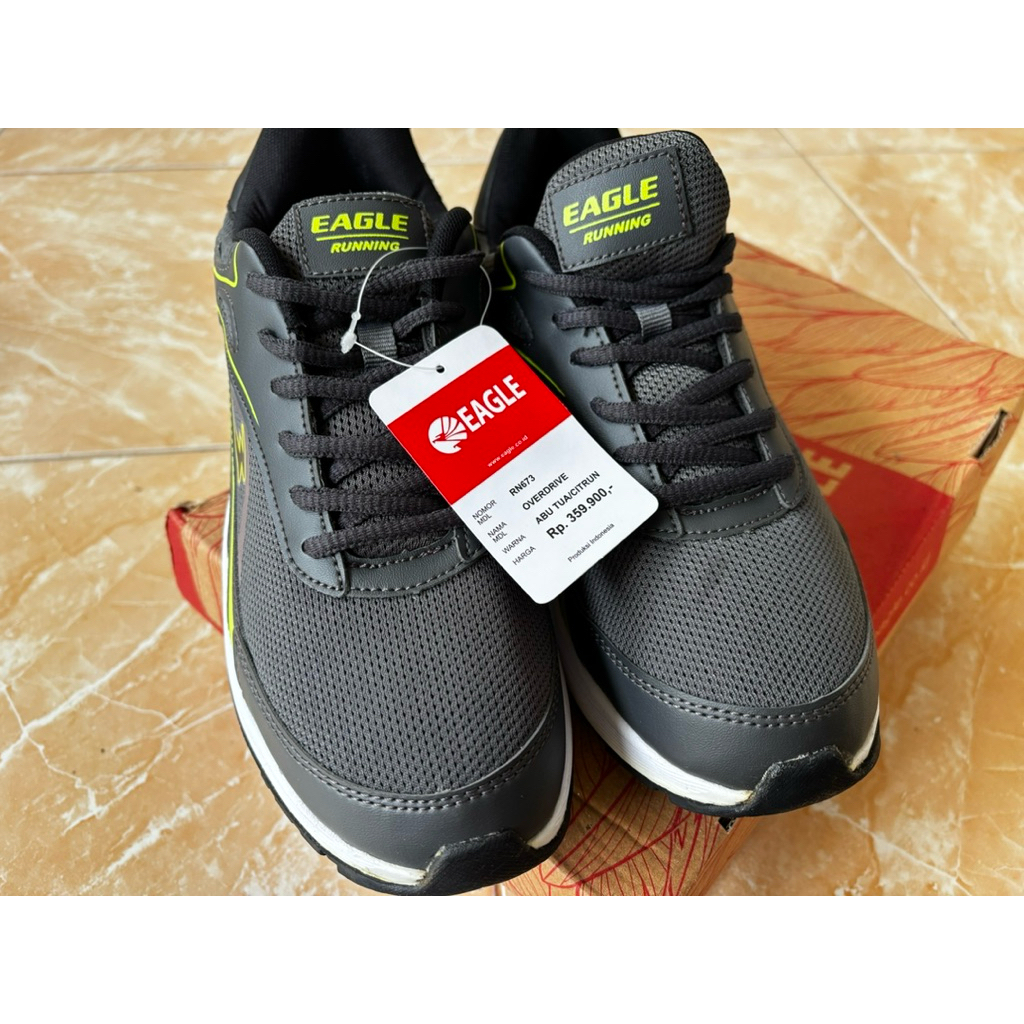 Sepatu Running Eagle
