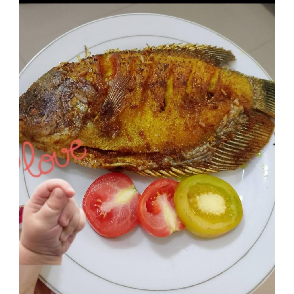 

Gurame goreng bumbu kuning ( homemade)