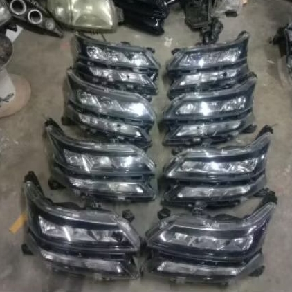 headlamp avanza / Xenia 2019/2020/2021 original , lampu depan Avanza xenia 2019-2021 original