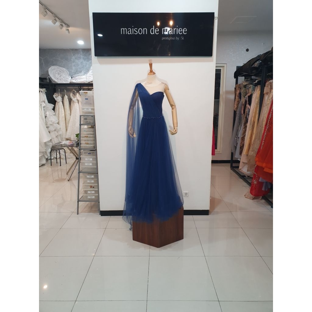 Preloved baju presweet 17 gaun prewedding pesta party dress navy blue tile