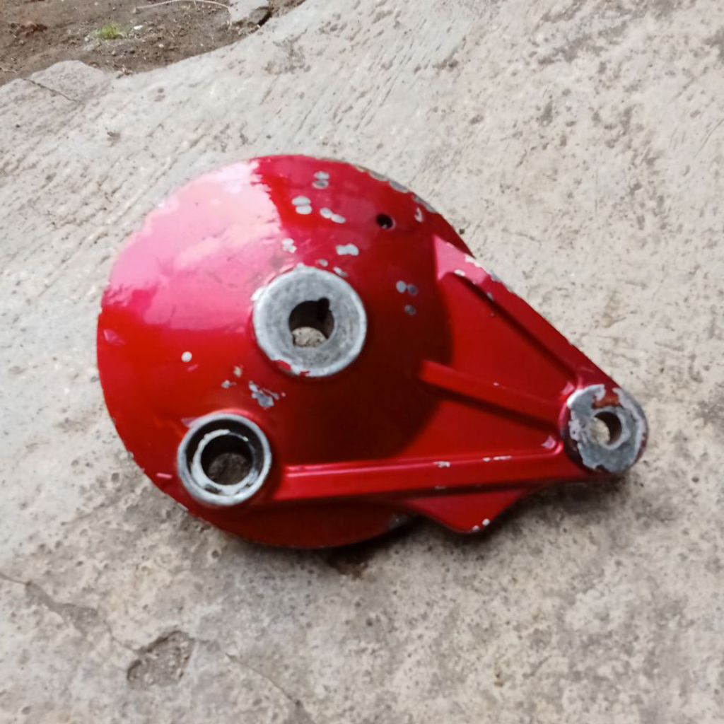 Tutup tromol belakang Supra fit new / Revo ori