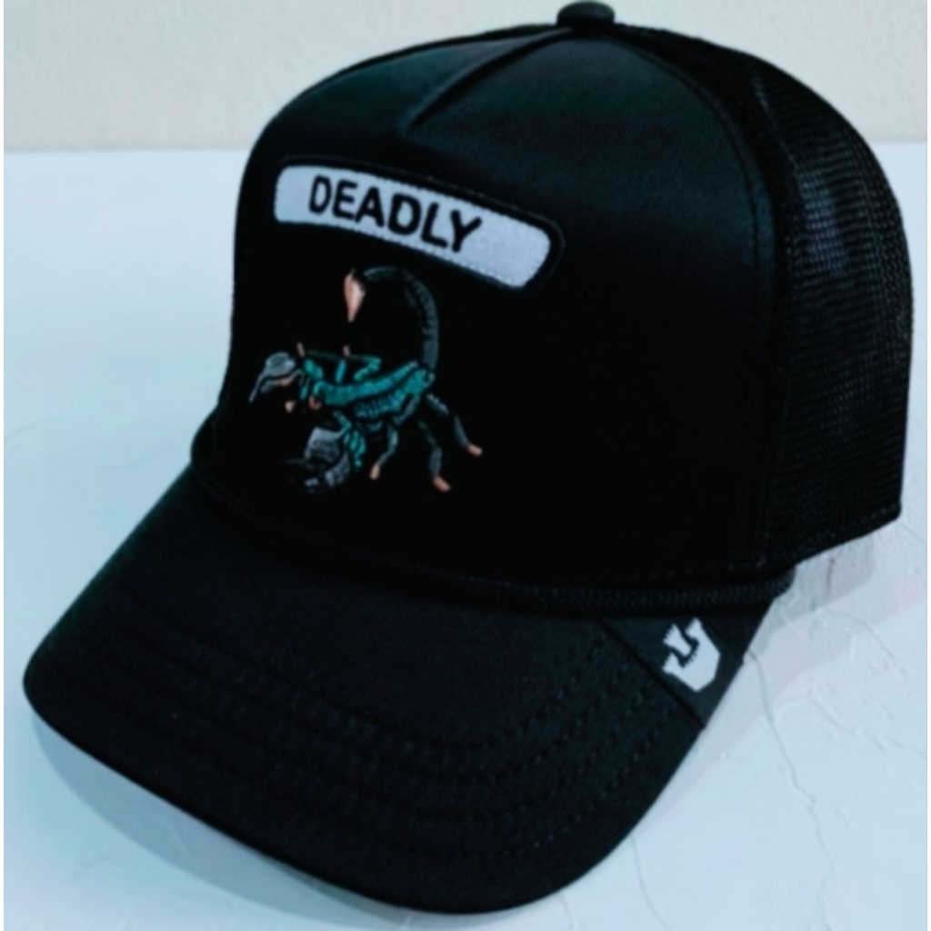 Topi Trucker Goorin Bros The Farm "Deadly" Scorpion Original - Jaring Hitam Premium (BARU)