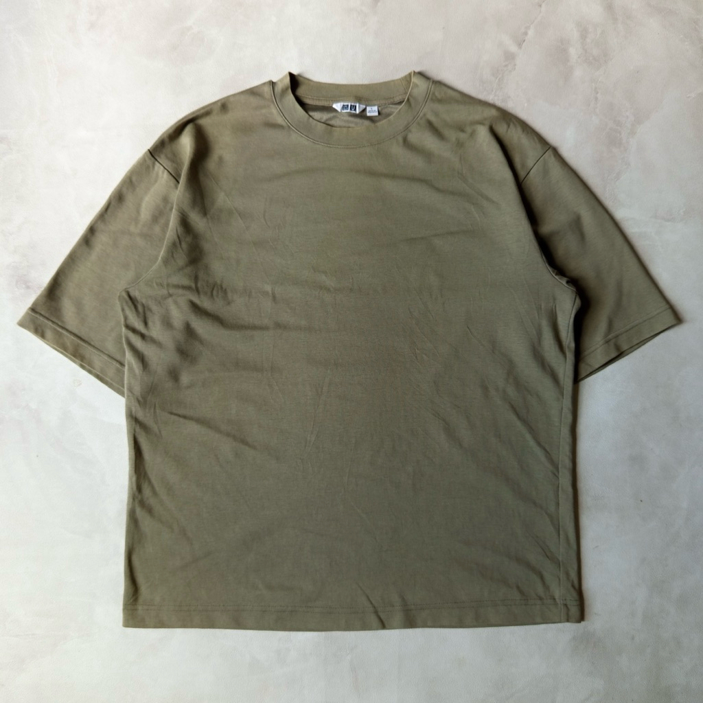 UNIQLO U AIRSM OVERSIZED T-SHIRT