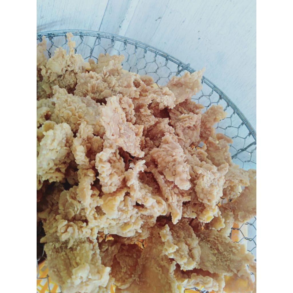 

Kulit ayam krispi renyah gurih 1 kg