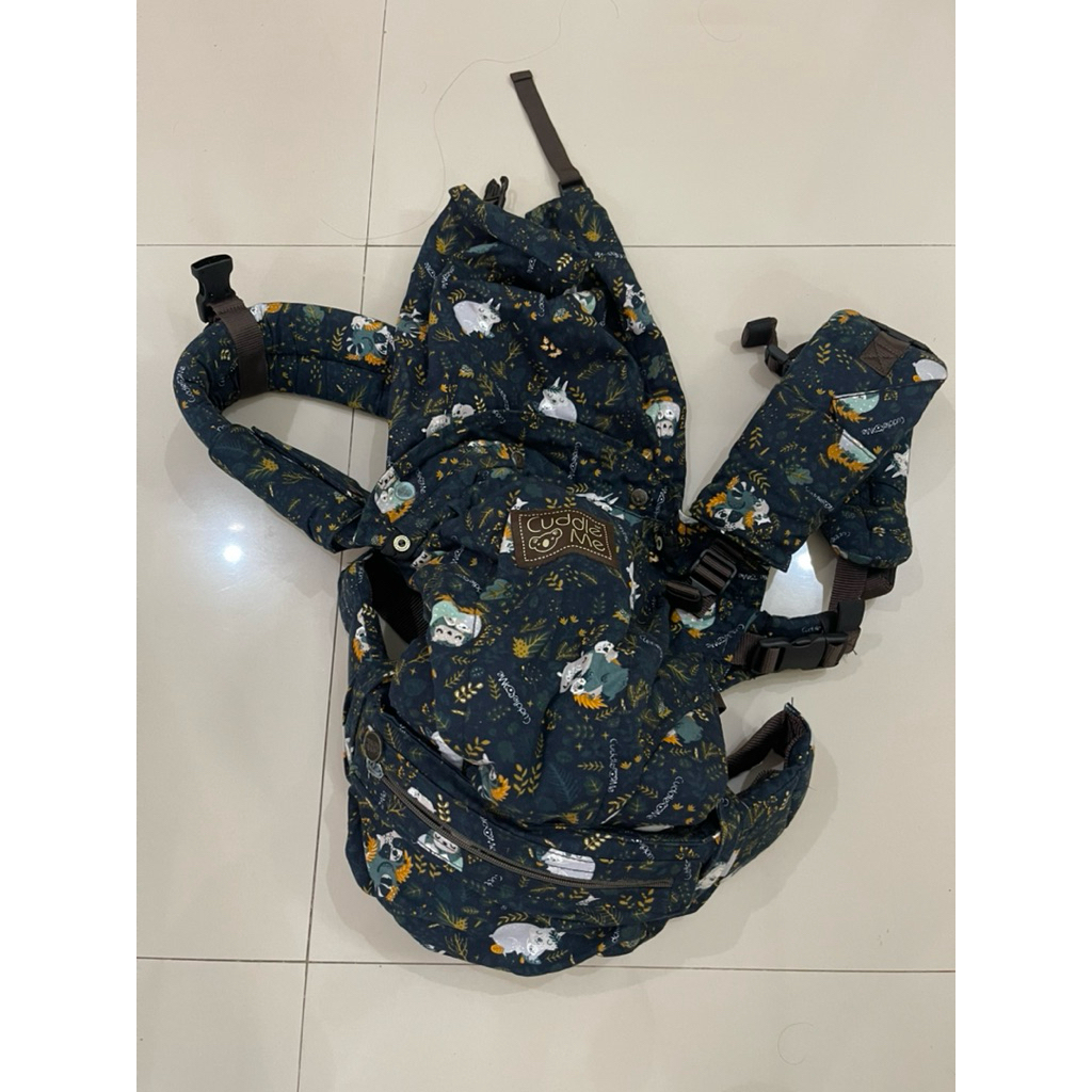 preloved gendongan bayi cuddle me