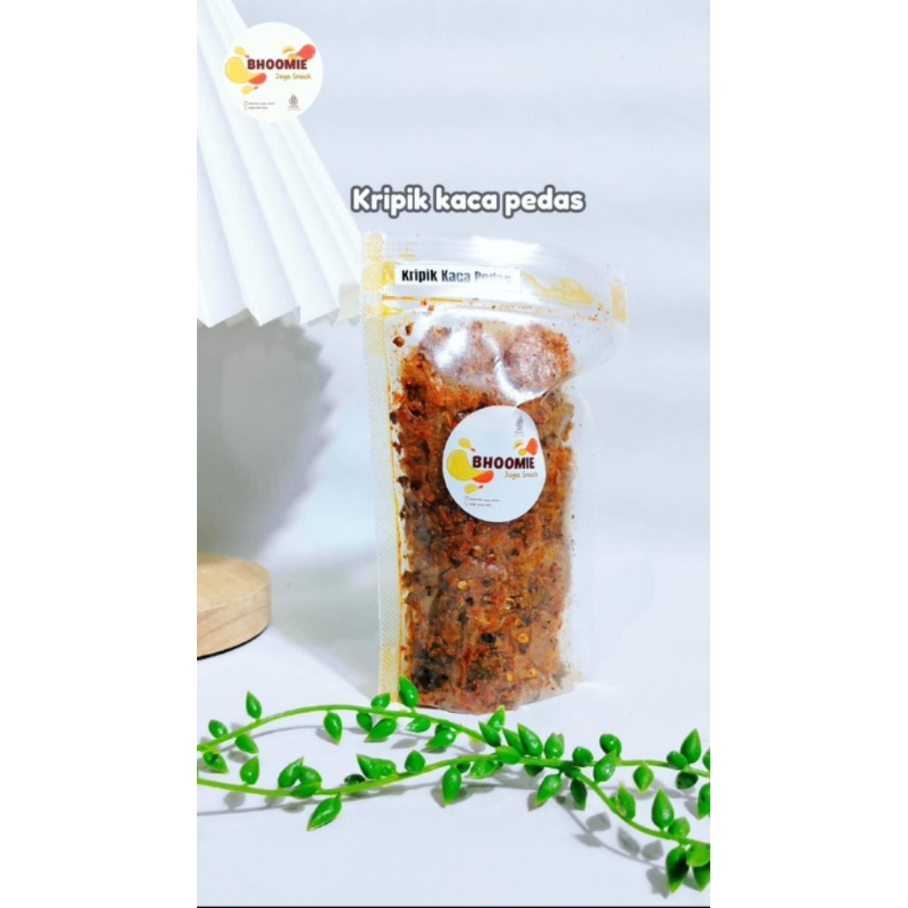 

KERIPIK KACA PEDAS