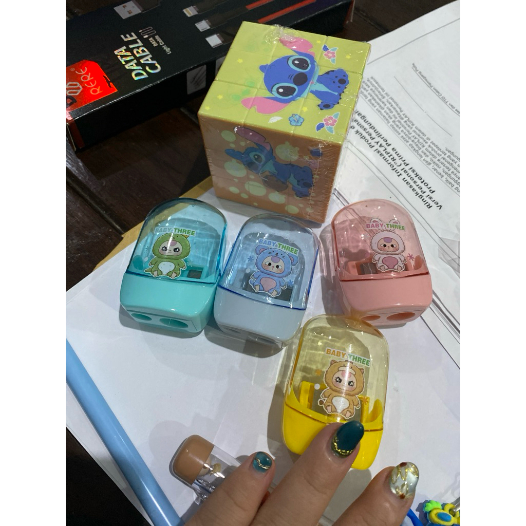 

TRMPAT PENSIL BULU DAN ANEKA ATK