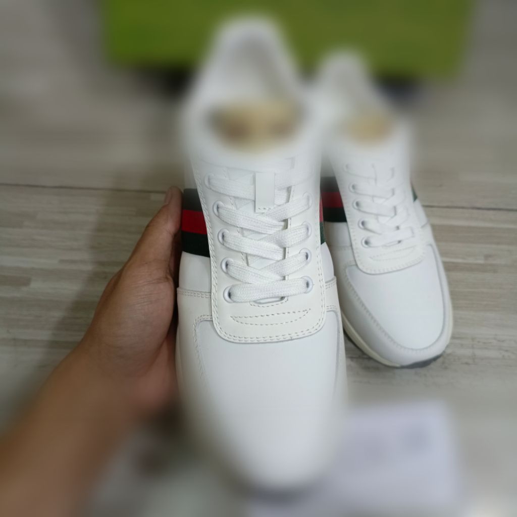 sepatu pria putih sepatu kulit cowok