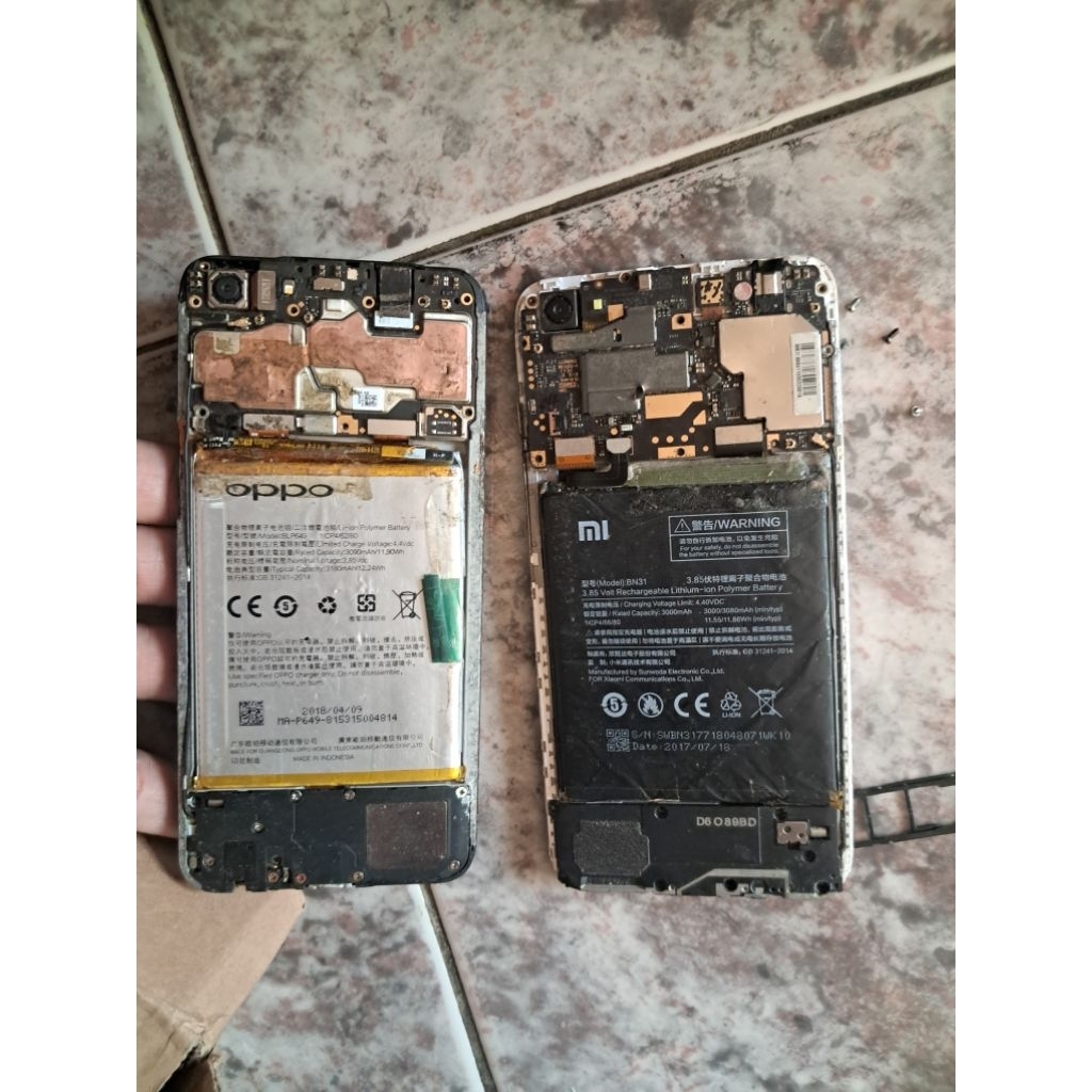 redmi note 5a & oppo a83 matot